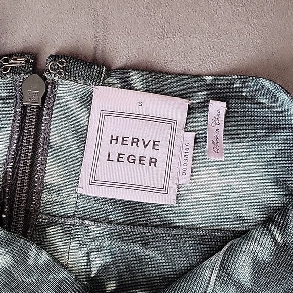 Herve Leger bandage mini skirt - Picture 5 of 7